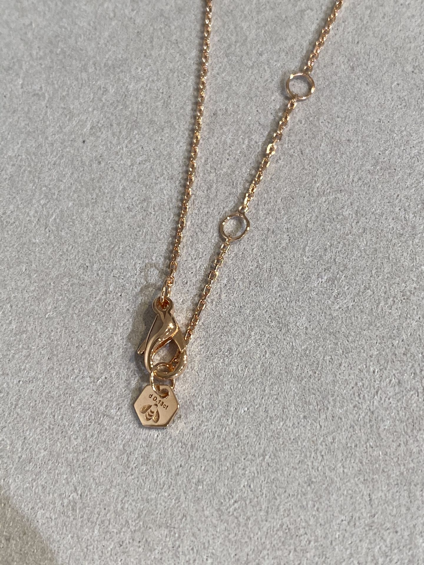 [Charm Aries Jewelry]BEE LOVE DIAMOND NECKLACE