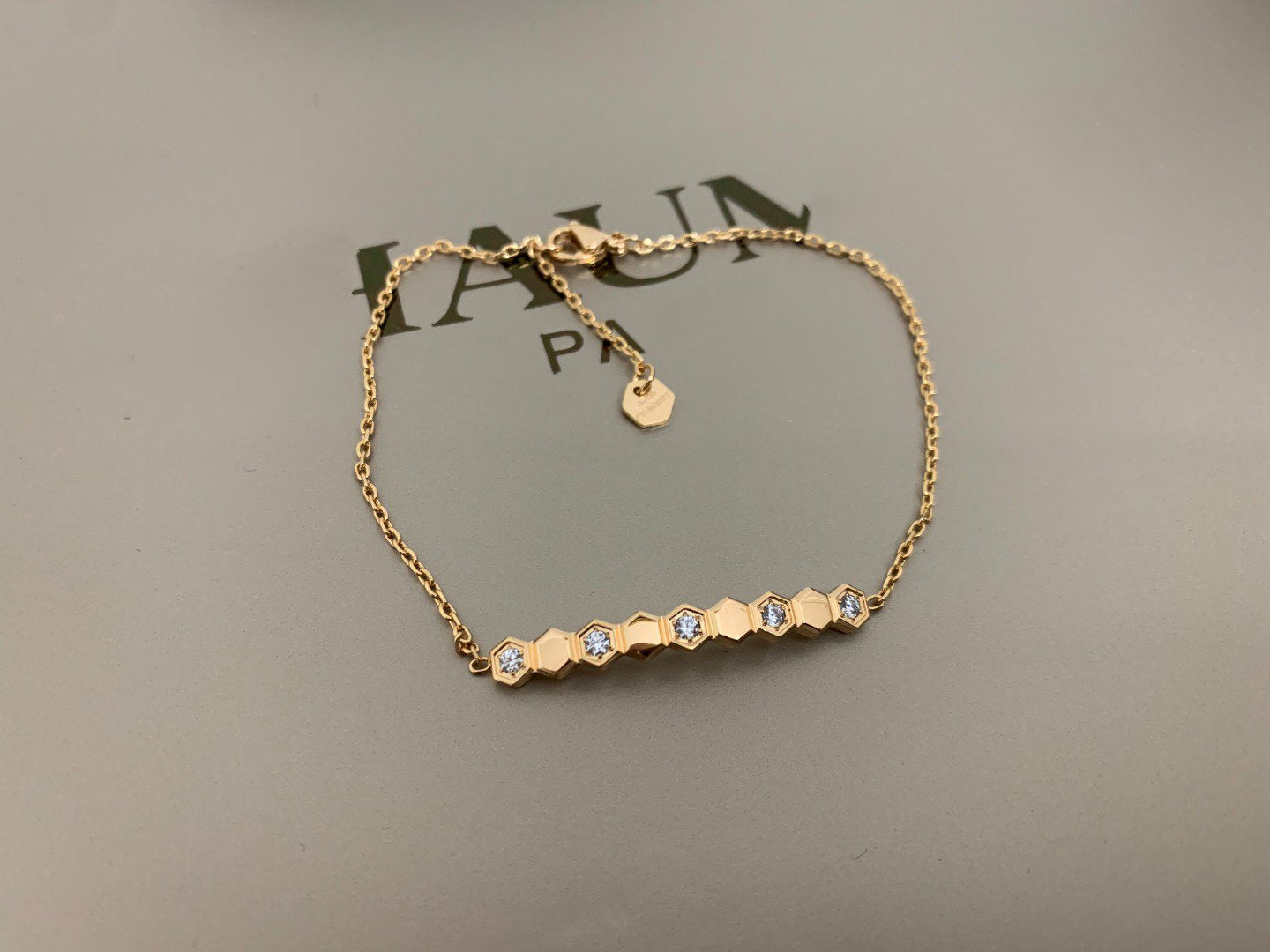 [Charm Aries Jewelry]BEE LOVE BRACELET DIAMOND