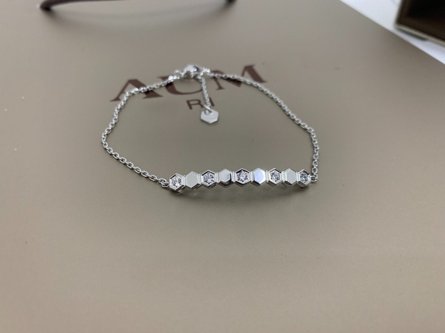[Charm Aries Jewelry]BEE LOVE BRACELET DIAMOND