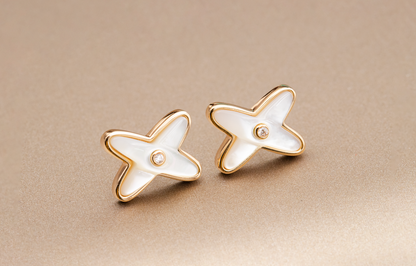 [Charm Aries Jewelry]JEUX DE WHITE MOP PINK GOLD DIAMOND EARRINGS