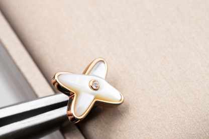 [Charm Aries Jewelry]JEUX DE WHITE MOP PINK GOLD DIAMOND EARRINGS