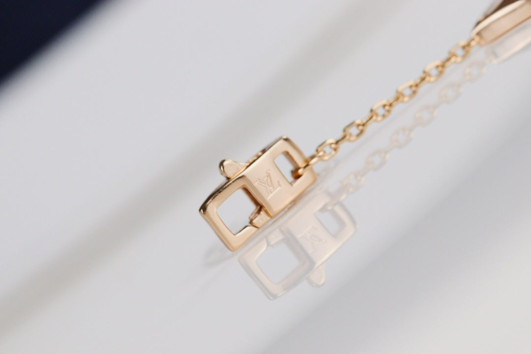 [Charm Aries Jewelry]LEAF CLOVER BRACELET