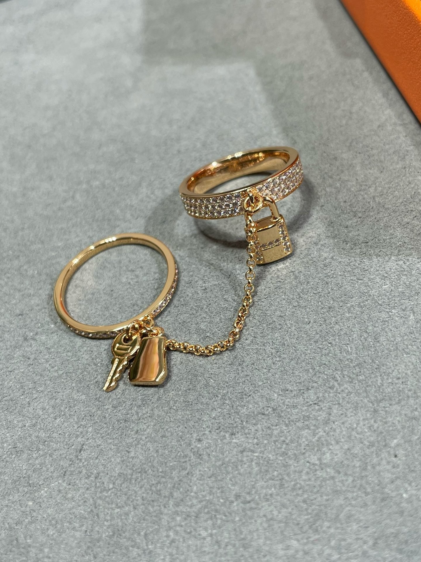 [Charm Aries Jewelry]HM KELLY CLOCHETTE DOUBLE RING IN  WITH DIAMONDS
