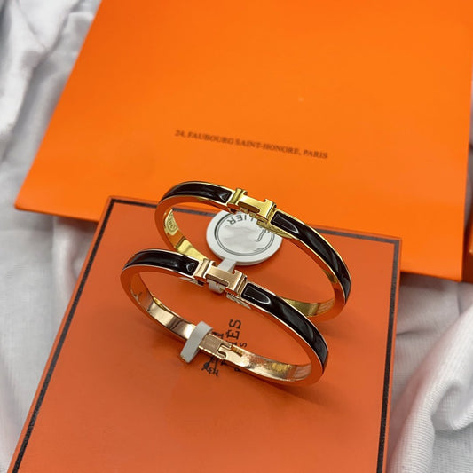 [Charm Aries Jewelry]CLASSIC HM CLIC BLACK 8MM ENAMEL BRACELET