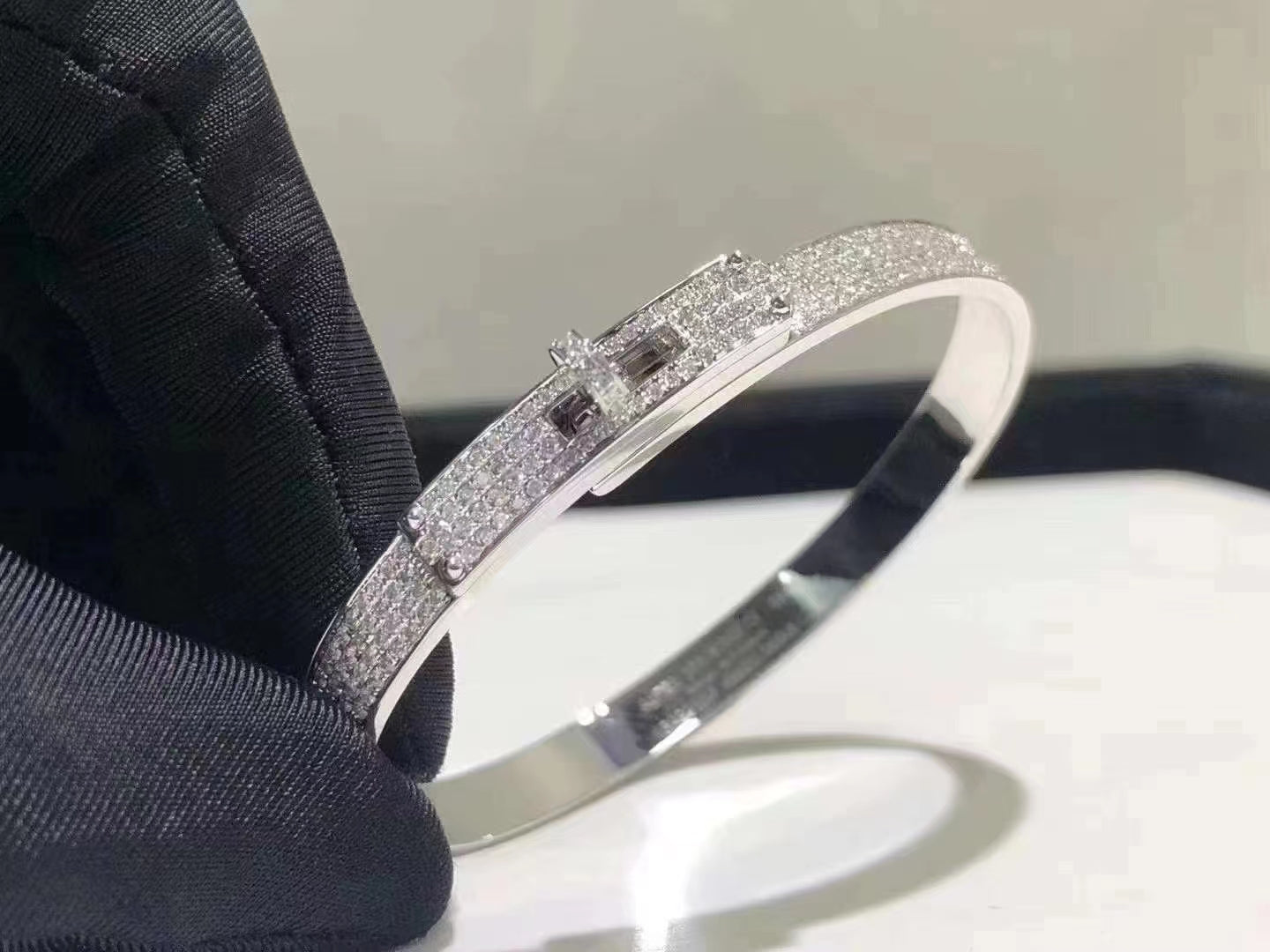 [Charm Aries Jewelry]HM KELLY BRACELET IN SILVER AND FULL PAVE DIAMOND