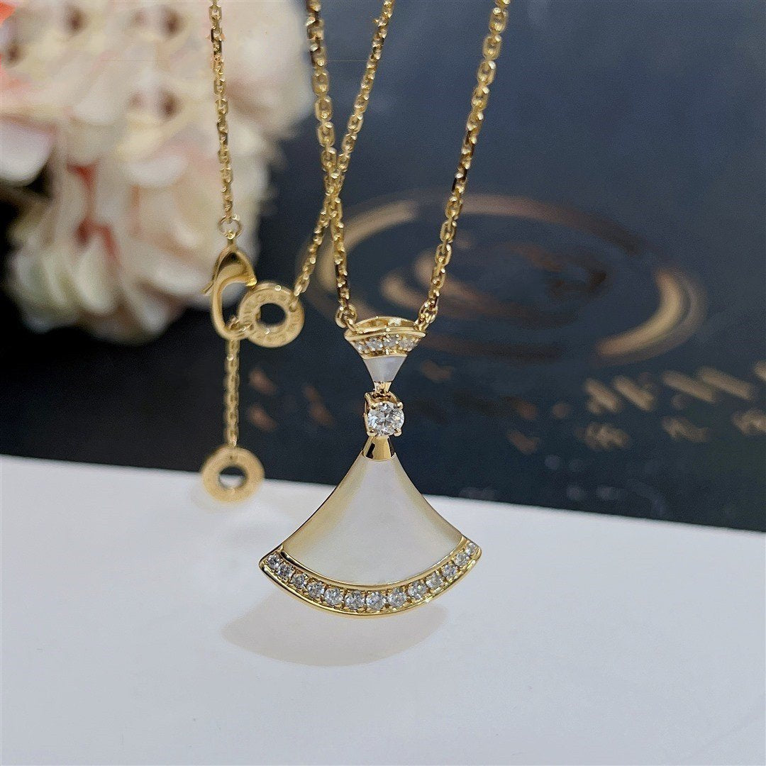 [Charm Aries Jewelry]DREAM NECKLACE MOP GOLD DIAMOND
