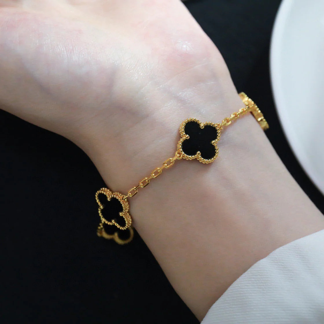 [Charm Aries Jewelry]CLOVER  5 MOTIFS BLACK ONYX BRACELET