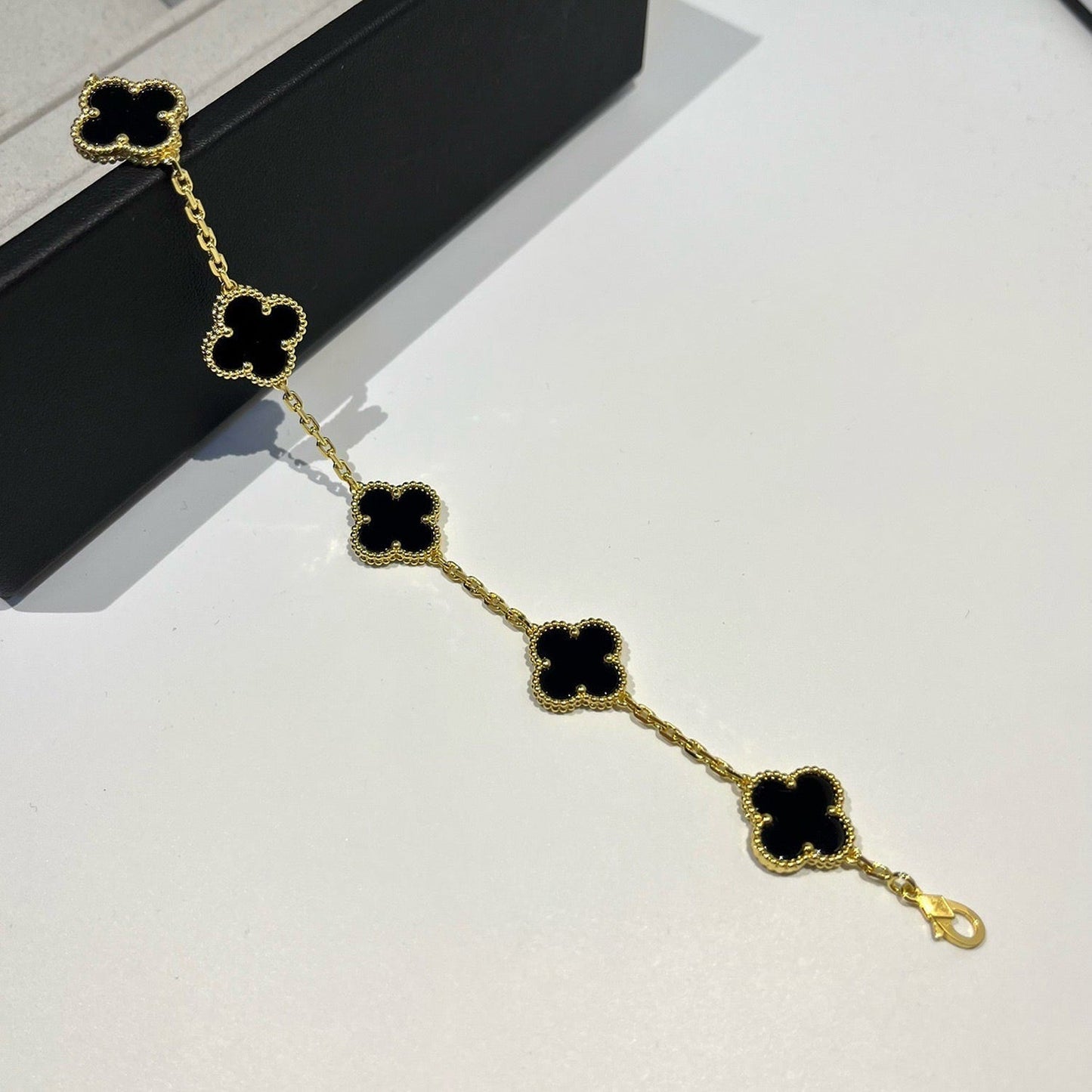 [Charm Aries Jewelry]CLOVER  5 MOTIFS BLACK ONYX BRACELET