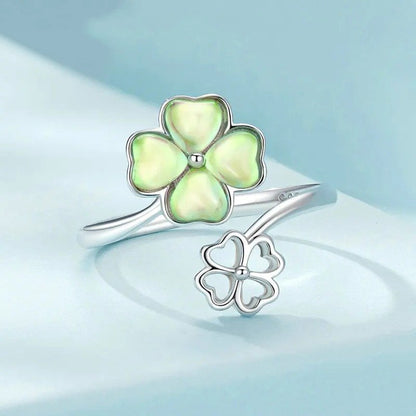 White Gold Plated Lucky Four-Leaf Charm Aries Ring