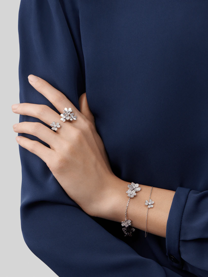 [Charm Aries Jewelry]FRIVOLE SILVER FLOWER DIAMOND BRACELET