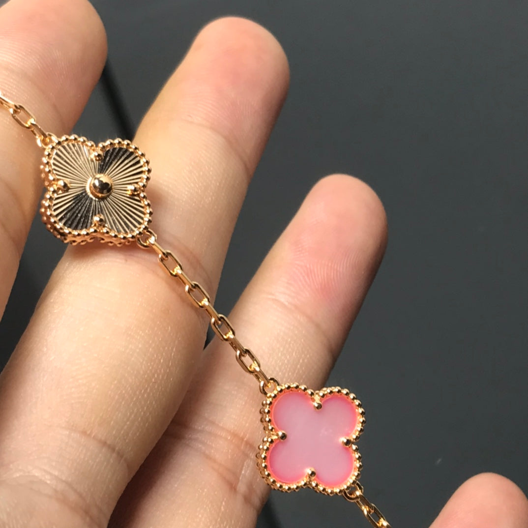 [Charm Aries Jewelry]CLOVER BRACELET 5 MOTIF PINK AND PINK GOLD